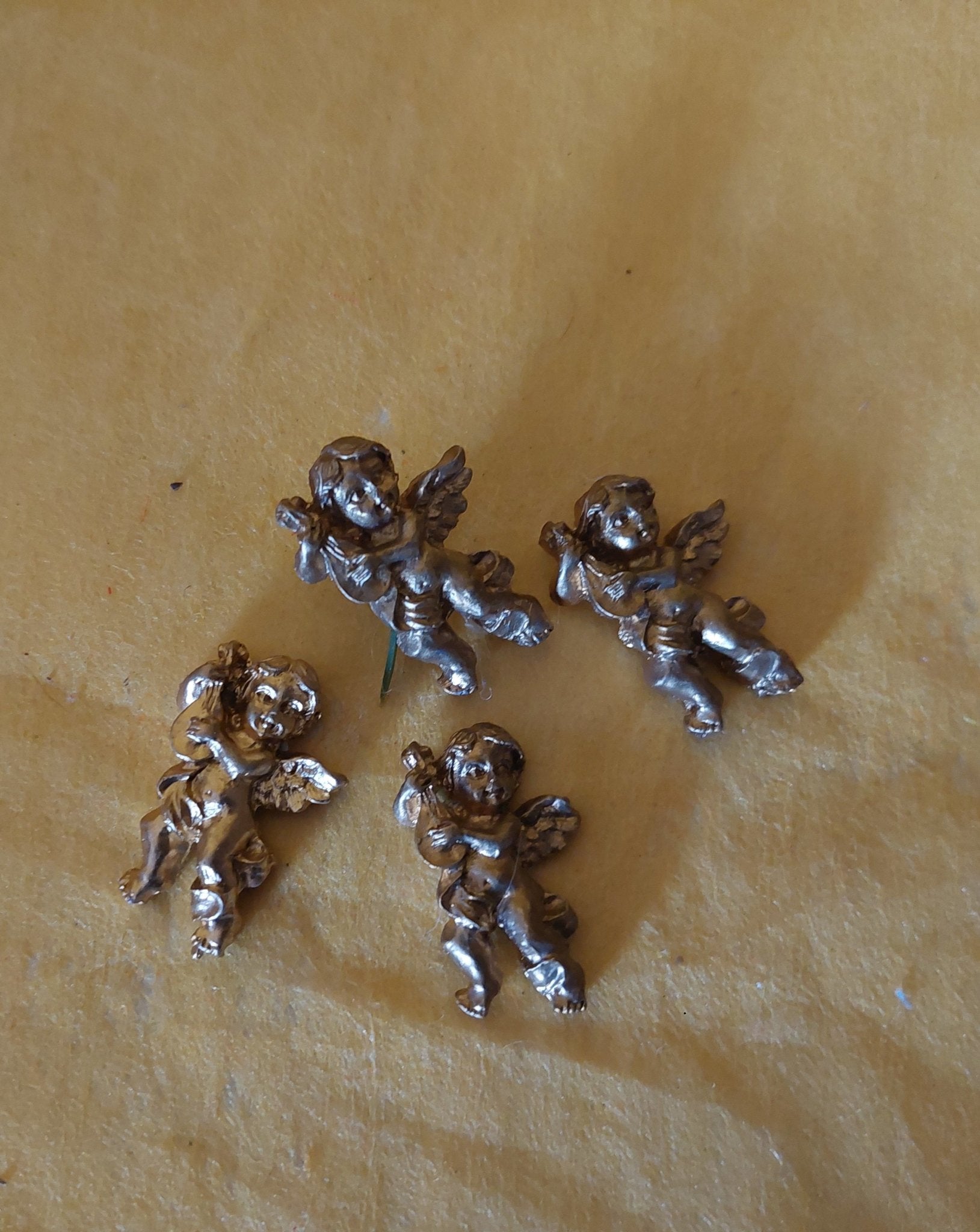 Goldene kleine Engel 3er Pack - Mein Stil - Floristik Dekorationen und Handarbeit