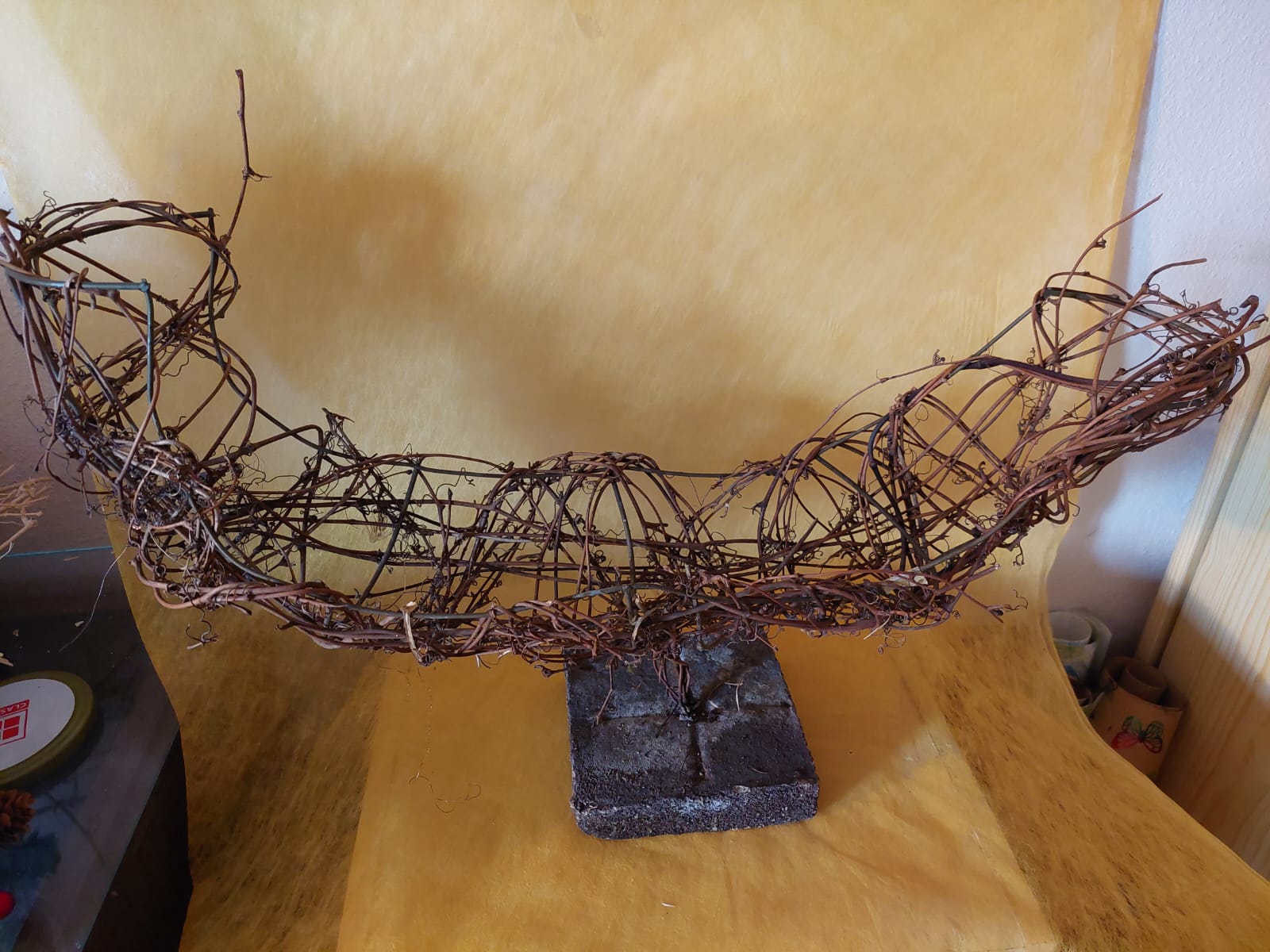 Halbbogen aus Rebengeflecht - Mein Stil - Floristik Dekorationen und Handarbeit